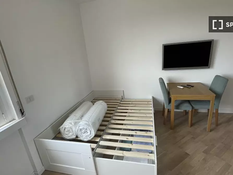 Immagine 8 di Ufficio in affitto  in Via Giambellino a Milano