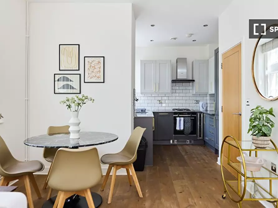 Immagine 18 di Appartamento in affitto  in Marianne Close a Camberwell