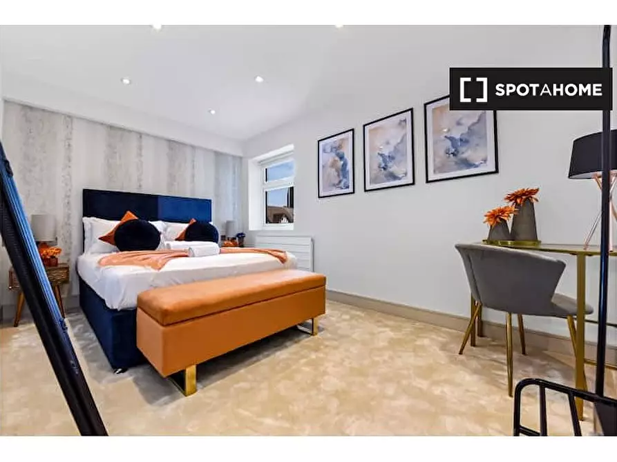 Immagine 16 di Appartamento in affitto  in Flat Goldman House - 122 Wembley Park drive HA9 8HP a Brent