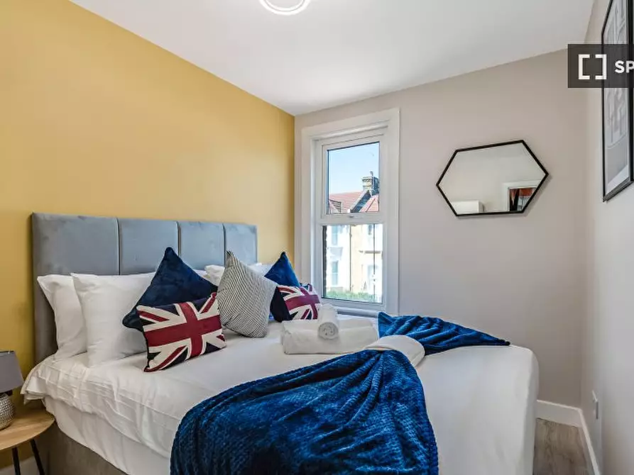 Immagine 13 di Appartamento in affitto  in flat a a Tottenham