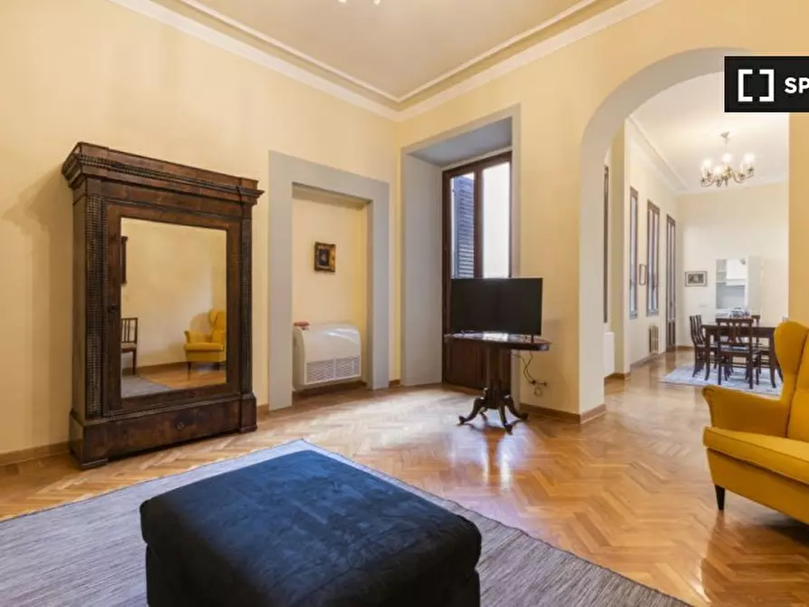 Immagine 1 di Appartamento in affitto  in Via dell' Oriuolo a Firenze
