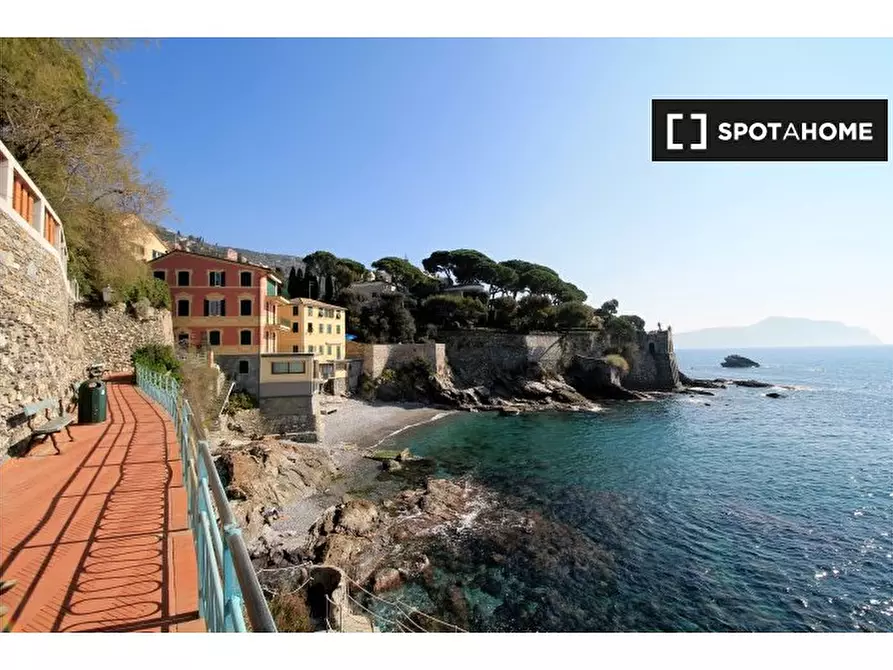 Immagine 16 di Appartamento in affitto  in Viale Goffredo Franchini a Genova