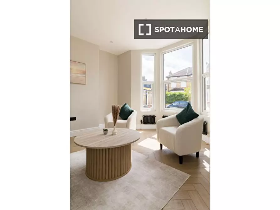 Immagine 5 di Appartamento in affitto  in Springrice Road a Lewisham