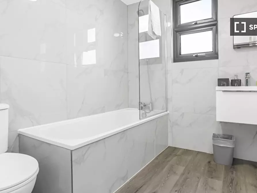 Immagine 9 di Appartamento in affitto  in flat b a Tottenham