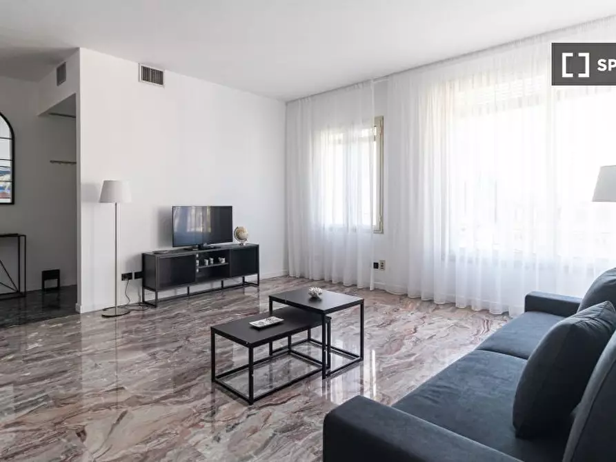 Immagine 6 di Appartamento in affitto  in Piazza Sant'Ambrogio a Milano