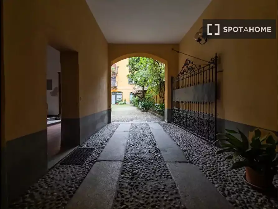 Immagine 4 di Ufficio in affitto  in Via Pietro Custodi a Milano