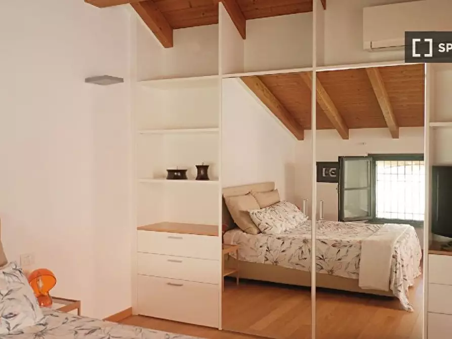 Immagine 14 di Appartamento in affitto  in Via Ampola a Milano