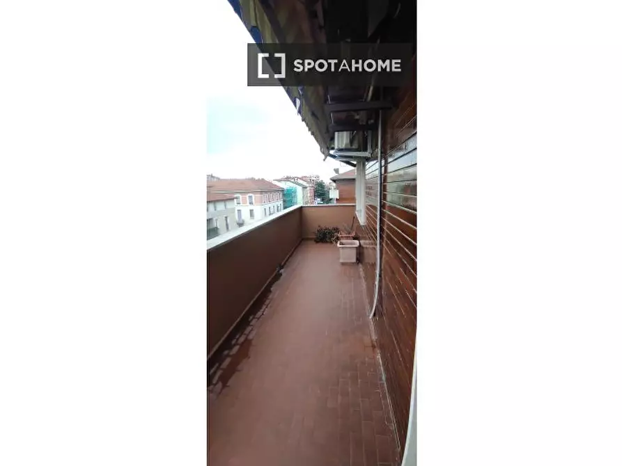 Immagine 18 di Camera condivisa in affitto  in Via Varesina a Milano