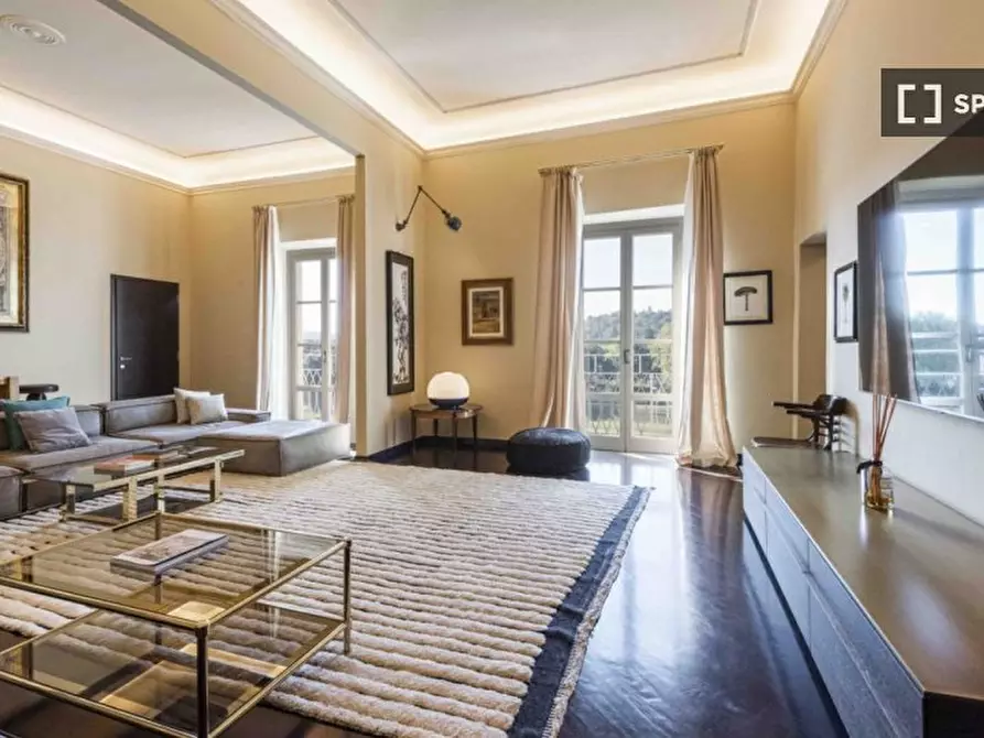 Immagine 1 di Appartamento in affitto  in Lungarno Amerigo Vespucci a Firenze