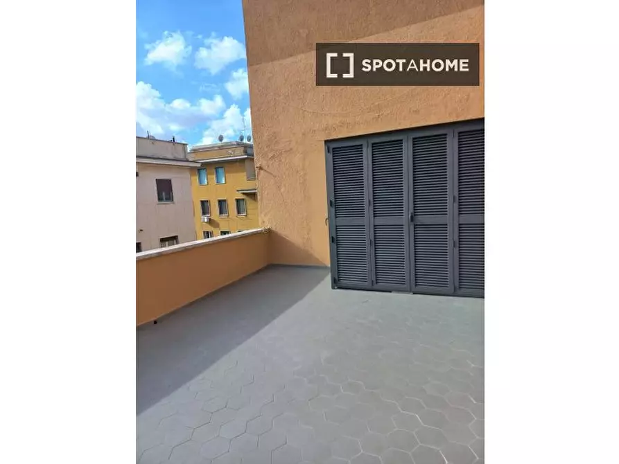 Immagine 8 di Appartamento in affitto  in Via Laura Mantegazza a Roma