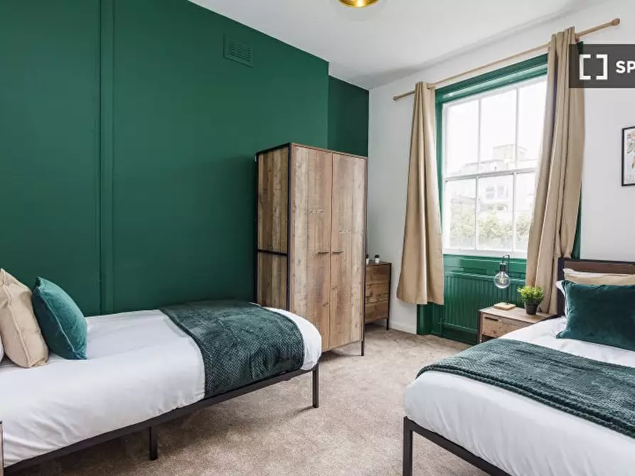 Immagine 19 di Appartamento in affitto  in A Swinton St a Camden Town