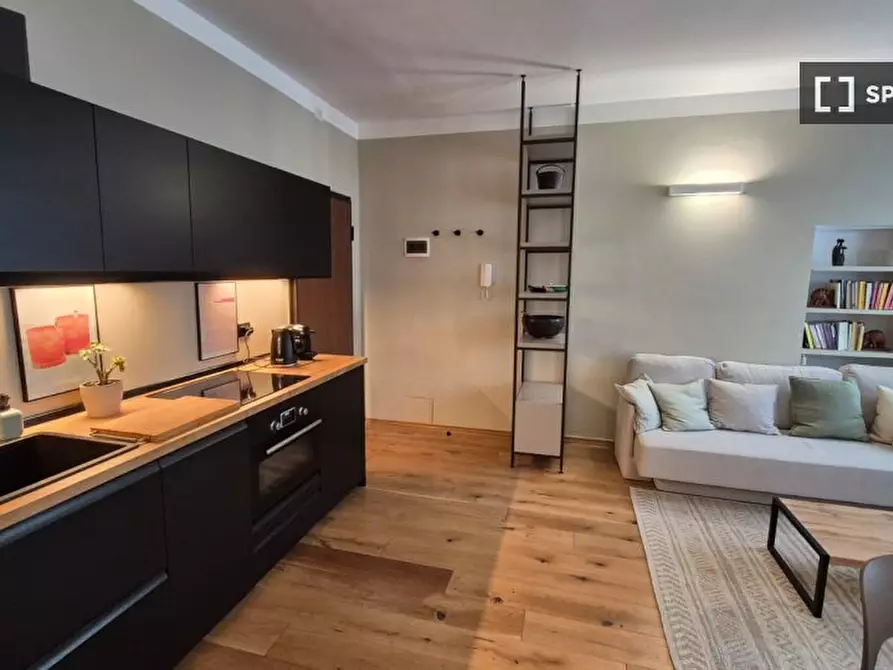 Immagine 2 di Appartamento in affitto  in Viale S. Michele del Carso a Milano