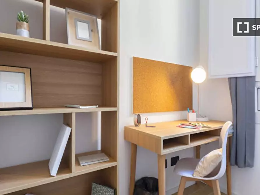 Immagine 6 di Camera condivisa in affitto  in Via Padova a Torino