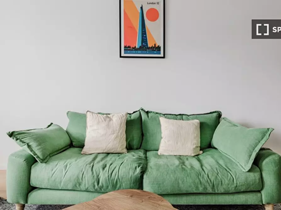 Immagine 2 di Appartamento in affitto  in Haverstock Hill a Camden Town