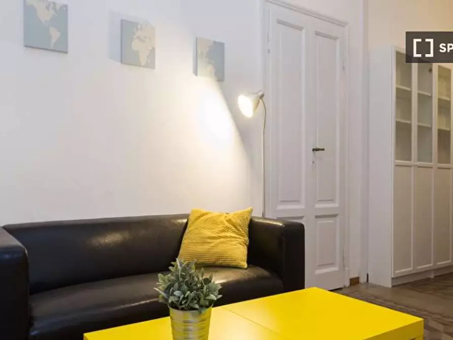 Immagine 6 di Camera condivisa in affitto  in Via Carlo Farini a Milano