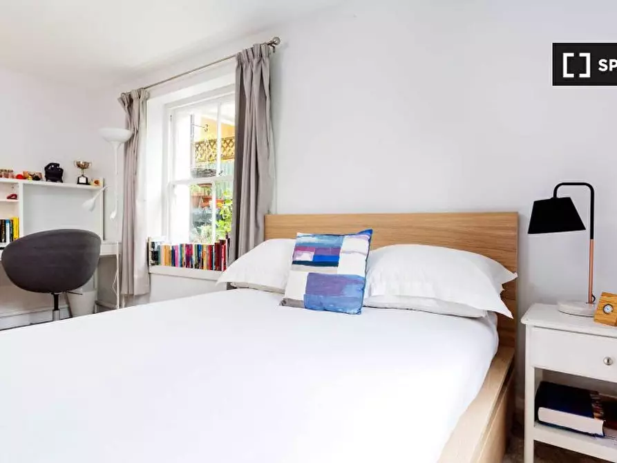 Immagine 7 di Appartamento in affitto  in a Bonnington Square a Lambeth