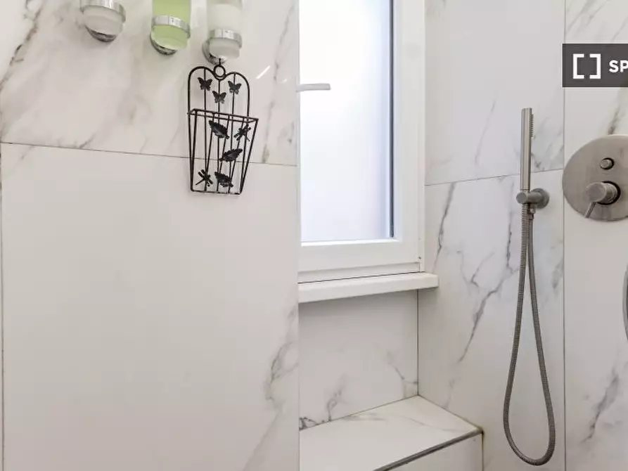 Immagine 2 di Appartamento in affitto  in Via Ippolito Nievo a Roma