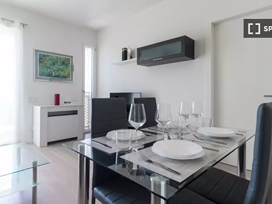 Immagine 2 di Appartamento in affitto  in Via Flavio Gioia a Milano