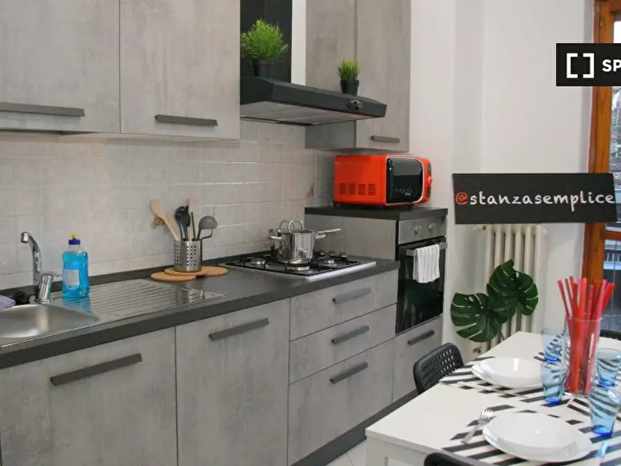 Immagine 4 di Camera condivisa in affitto  in Corso Peschiera a Torino