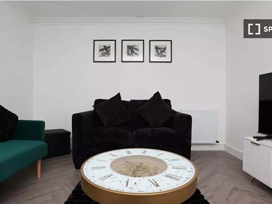 Immagine 3 di Appartamento in affitto  in Wyldfield Gardens a Enfield