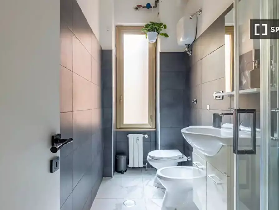 Immagine 6 di Appartamento in affitto  in Via degli Enotri a Roma