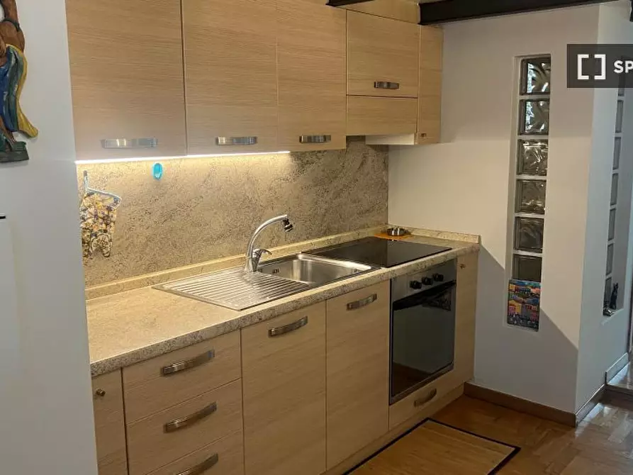 Immagine 10 di Ufficio in affitto  in Via Alcuino a Milano