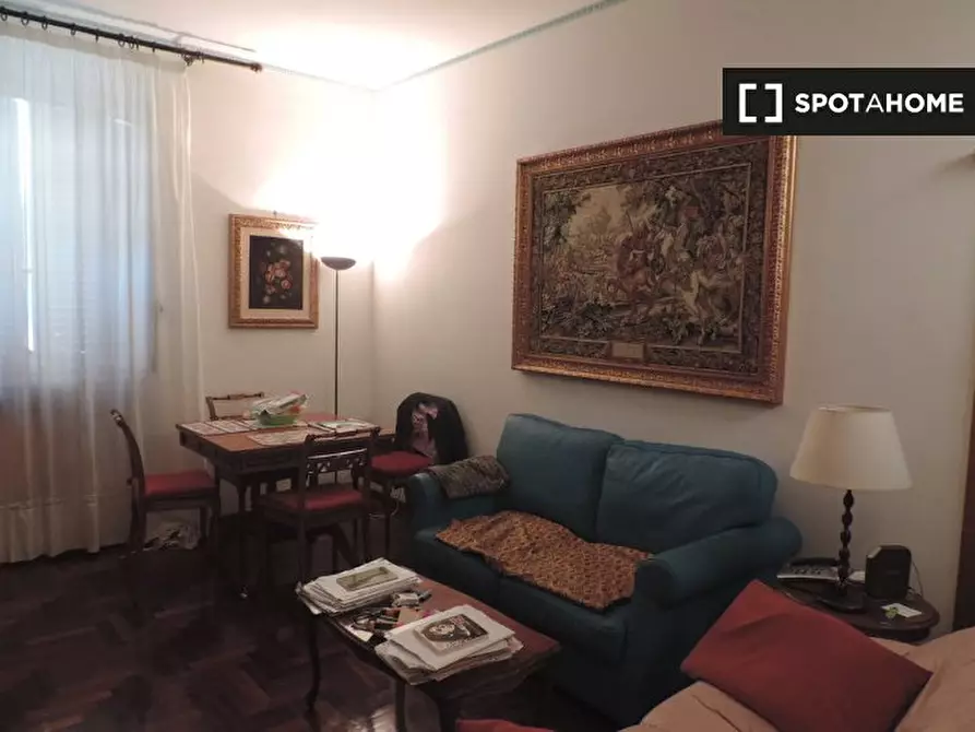 Immagine 2 di Camera condivisa in affitto  in Via Ferruccio a Roma