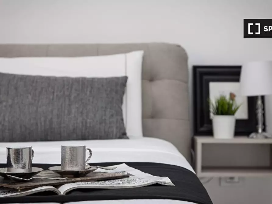 Immagine 6 di Appartamento in affitto  in Via Cesare Battisti, 00187 Roma RM, Italy a Roma