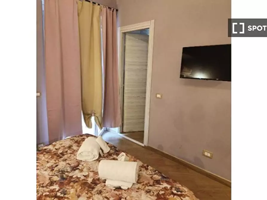 Immagine 4 di Camera condivisa in affitto  in Via Silvio Benco a Roma