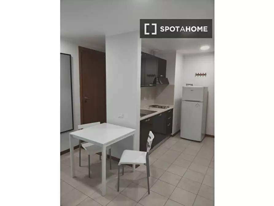 Immagine 11 di Ufficio in affitto  in Via Prenestina a Roma