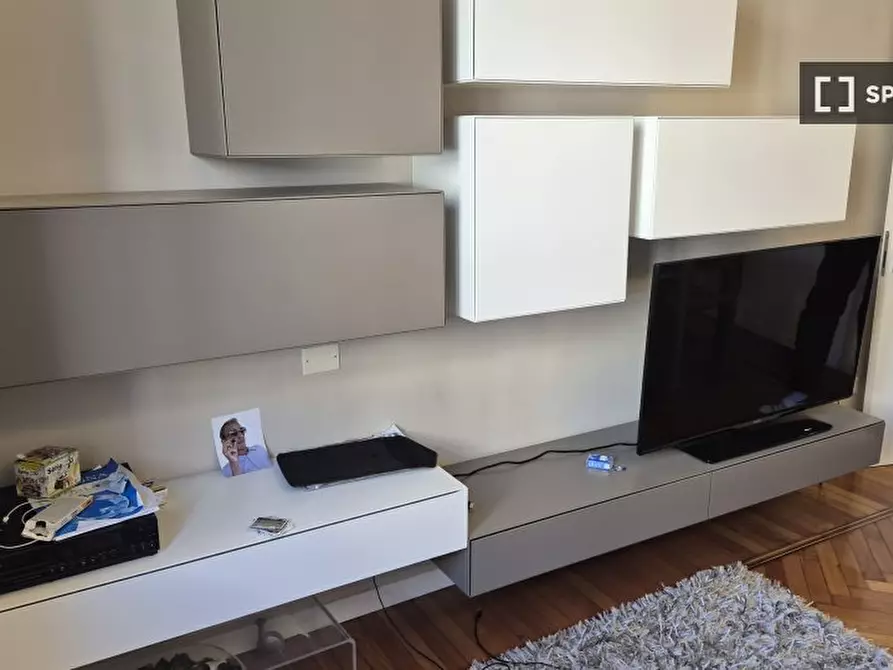 Immagine 6 di Camera condivisa in affitto  in Via Giosuè Borsi a Roma