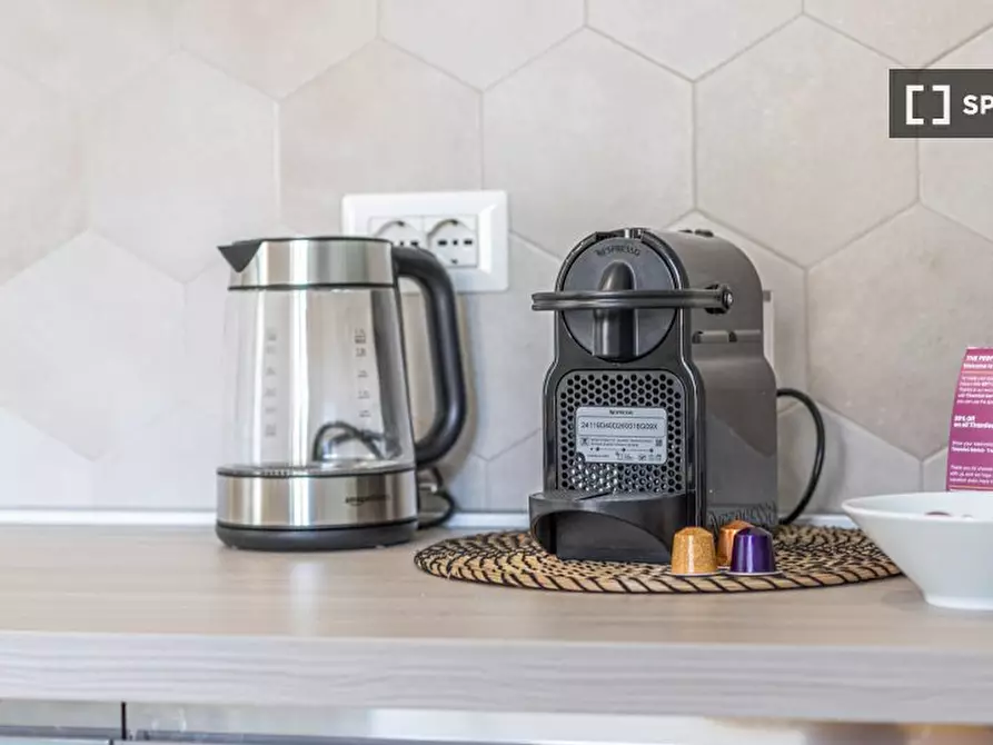 Immagine 15 di Appartamento in affitto  in Via di S. Francesco di Sales a Roma