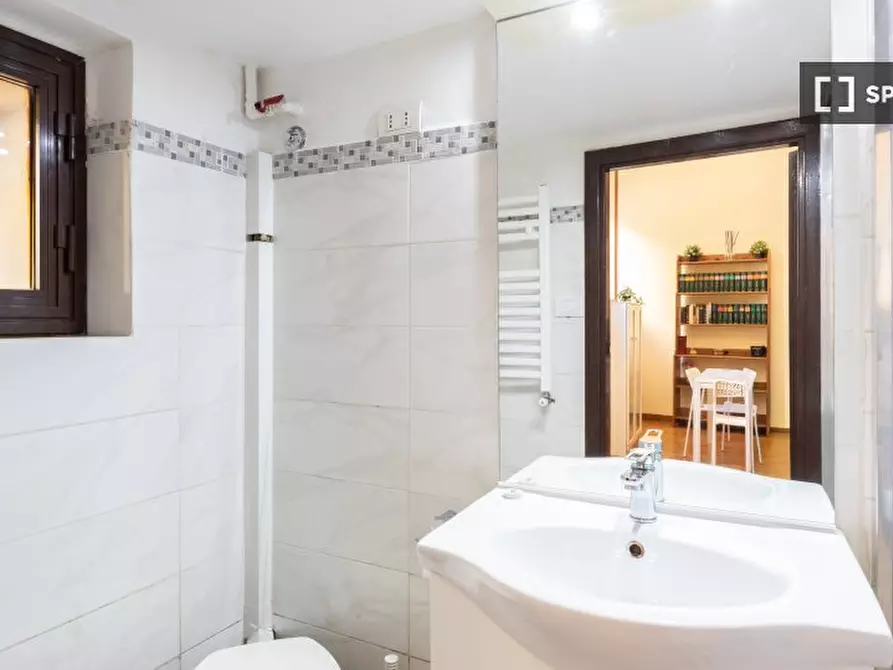 Immagine 15 di Appartamento in affitto  in Via della Stazione Vaticana a Roma