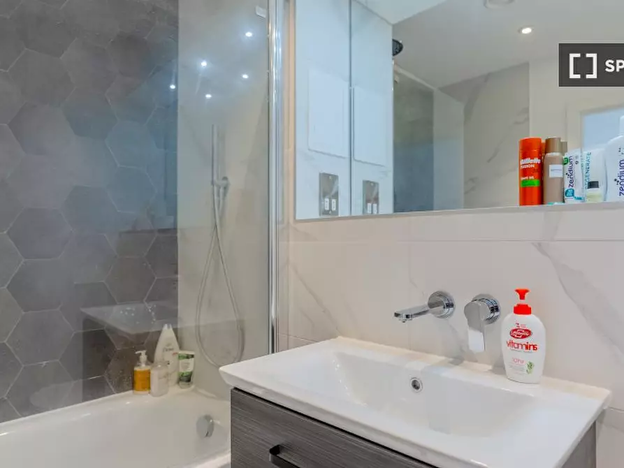Immagine 13 di Appartamento in affitto  in flat a Wandsworth