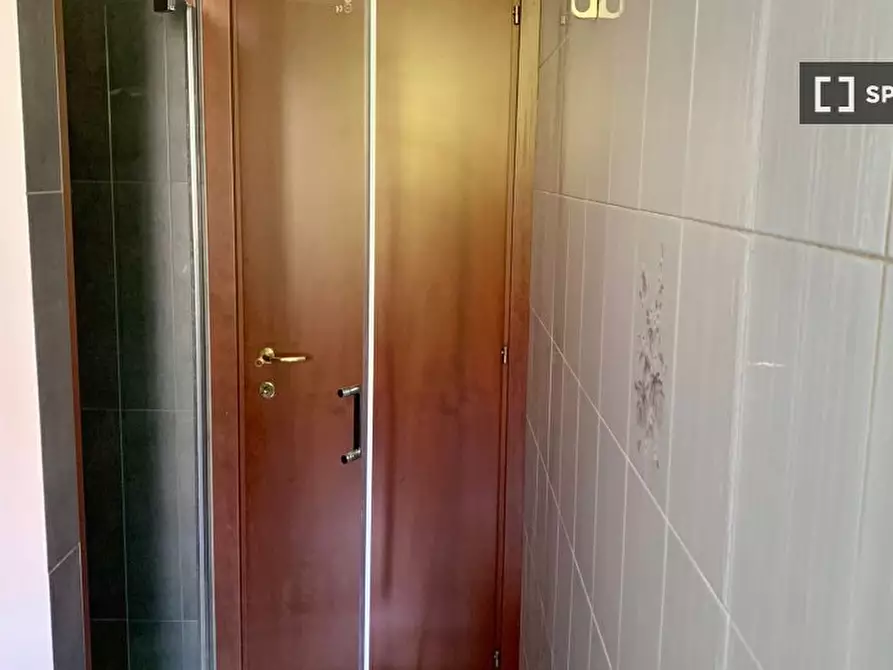 Immagine 14 di Camera condivisa in affitto  in Via Giambellino a Milano