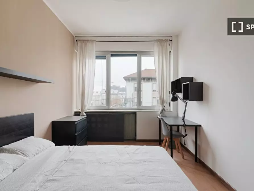 Immagine 2 di Camera condivisa in affitto  in Via Ernesto Breda a Milano