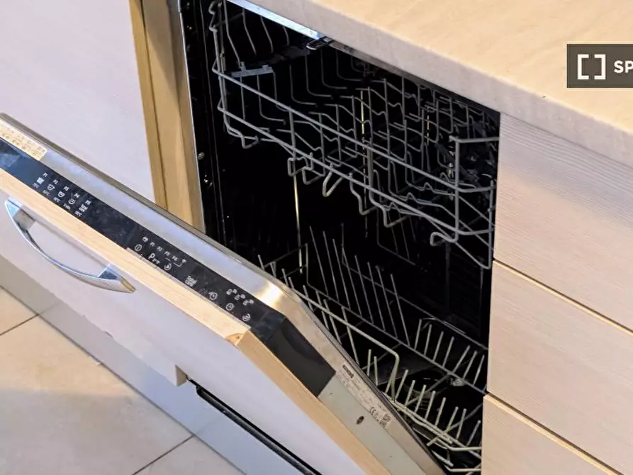 Immagine 15 di Camera condivisa in affitto  in Via Guido Guarini Matteucci a Milano