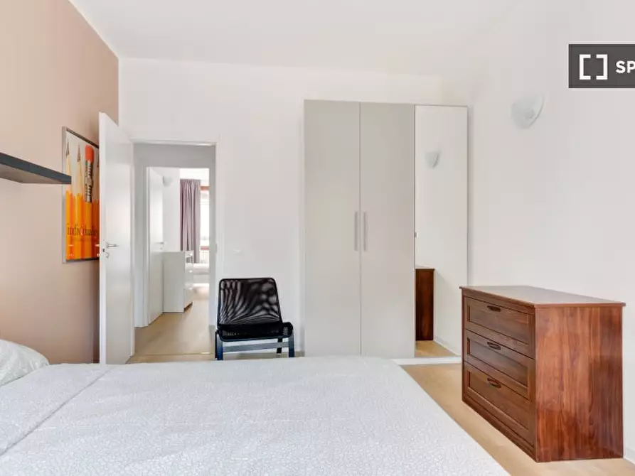 Immagine 1 di Camera condivisa in affitto  in Via Stromboli a Milano