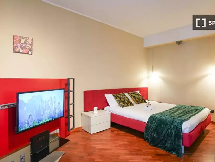 Immagine 10 di Appartamento in affitto  in Via Ugo Foscolo a Torino