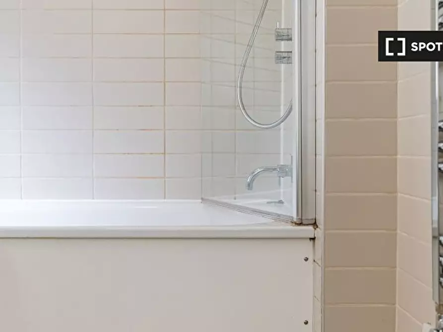 Immagine 8 di Appartamento in affitto  in Apartment a Kensington