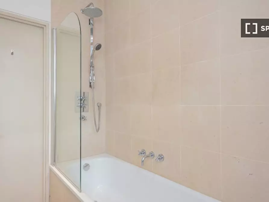 Immagine 15 di Appartamento in affitto  in Battersea Rise a Wandsworth