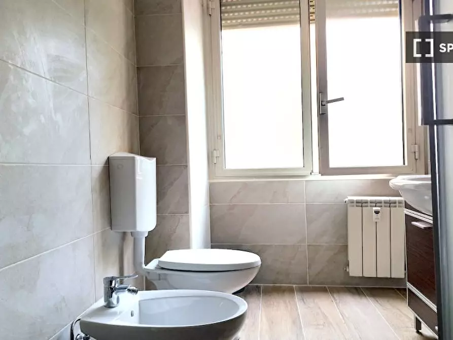 Immagine 12 di Camera condivisa in affitto  in Viale Tirreno, 00141 Roma RM, Italy a Roma