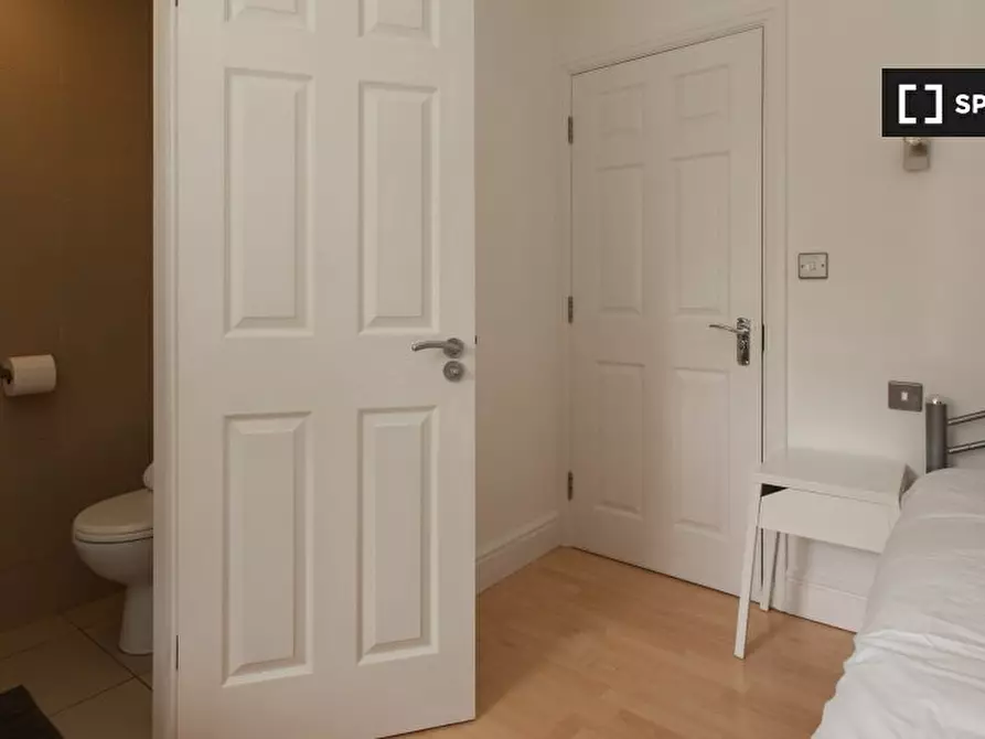 Immagine 13 di Camera condivisa in affitto  in Thirsk Road a Merton