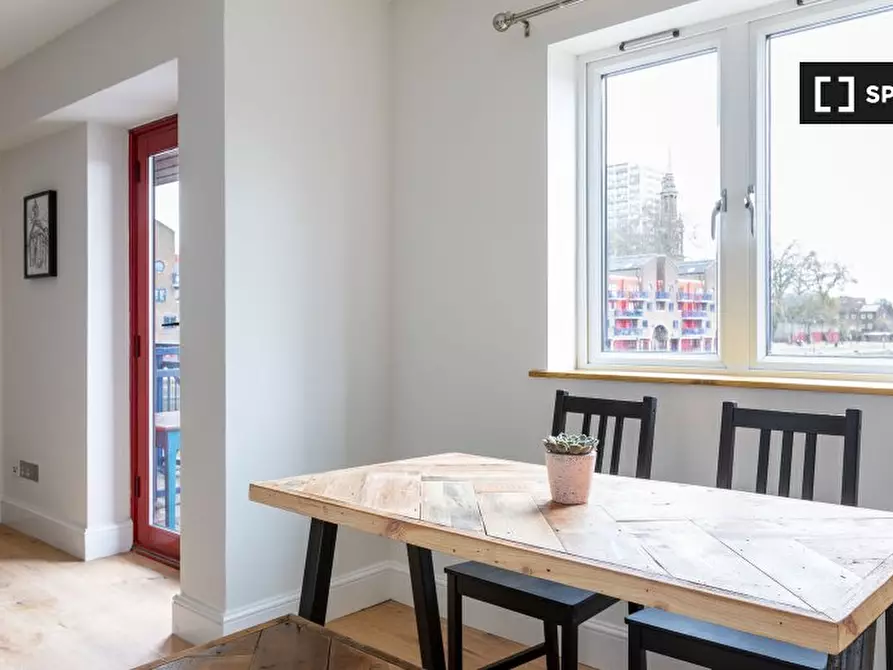 Immagine 9 di Appartamento in affitto  in Maynards Quay a Poplar