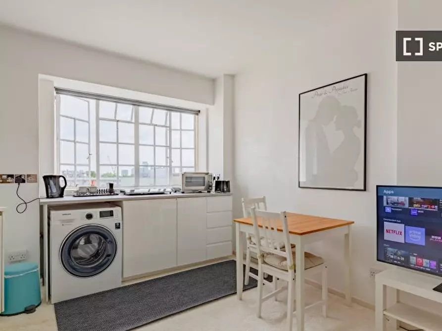 Immagine 2 di Appartamento in affitto  in Woburn Pl a Camden Town