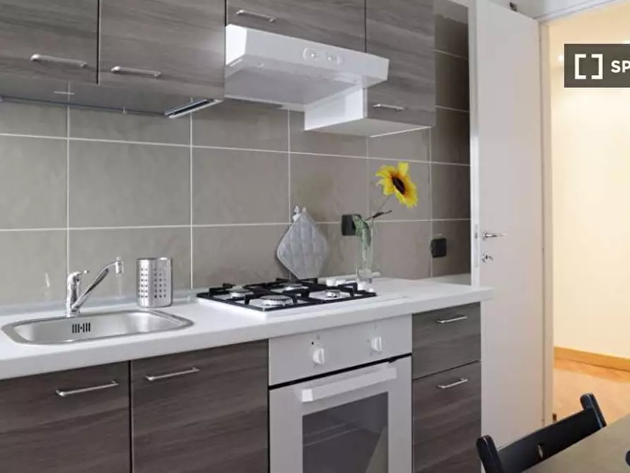 Immagine 6 di Camera condivisa in affitto  in Via  Angelo Mauri a Milano