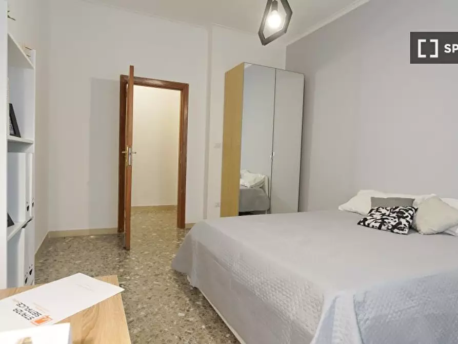 Immagine 5 di Camera condivisa in affitto  in Bognar a Pozzuoli