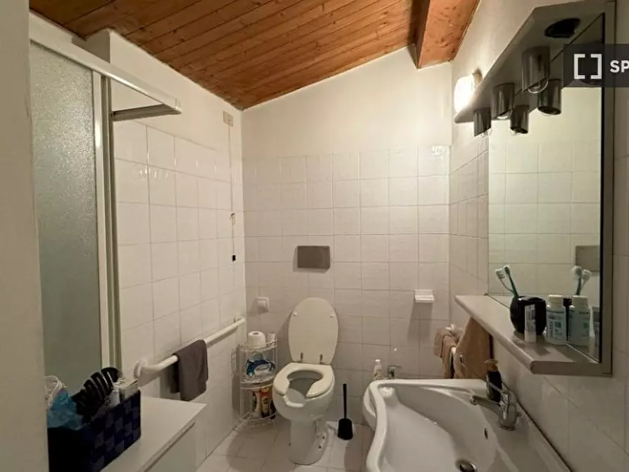 Immagine 5 di Camera condivisa in affitto  in Via Pisana a Firenze