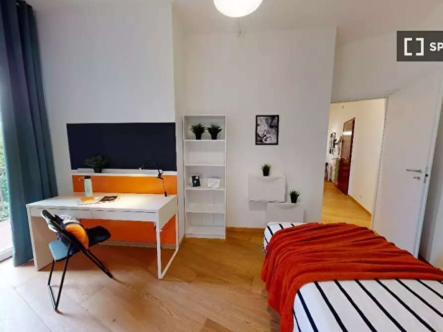 Immagine 2 di Camera condivisa in affitto  in EuropaC a Brescia