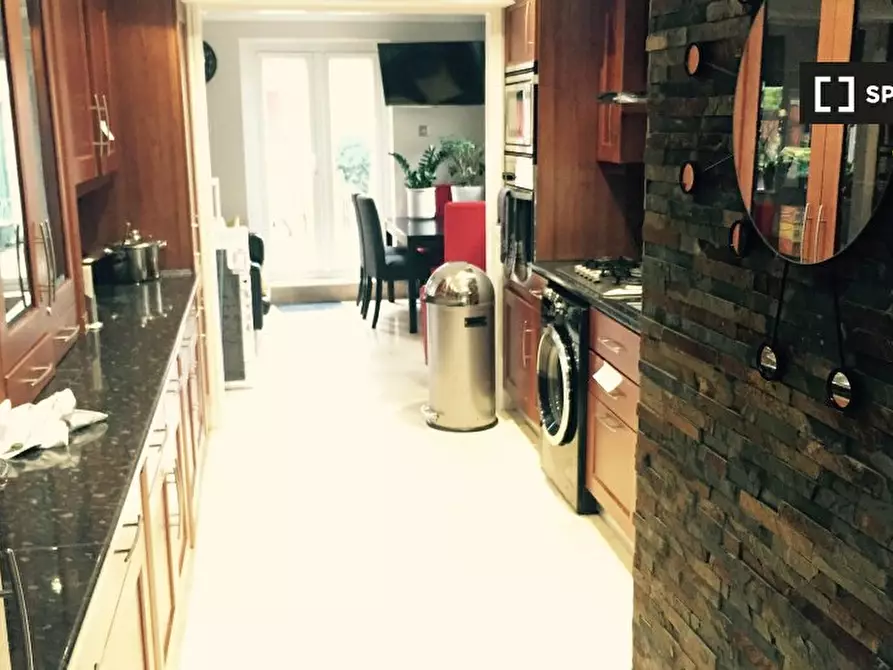 Immagine 11 di Camera condivisa in affitto  in Fortnam Rd a Islington